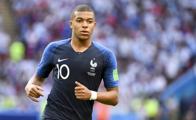 [中超]前场一挑四 吴曦劲射扳回一城