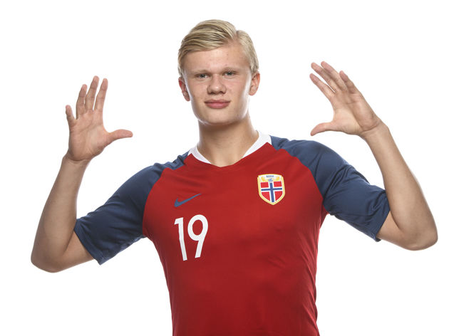 NBA｜还得是库里！单节20分累计达到45次创造历史