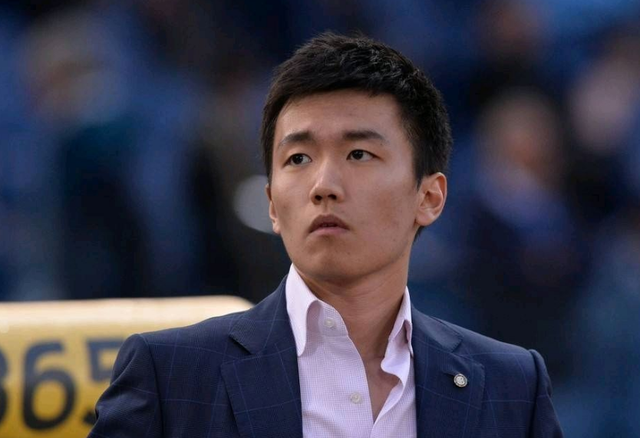 记者：哈努斯再次告知莱斯特城离队愿望，后者倾向与沙特谈判